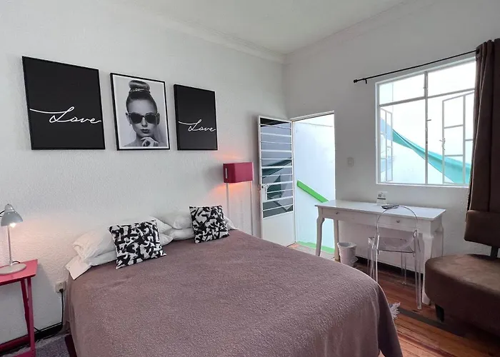 Bed and breakfast Condesa Rooms&studios